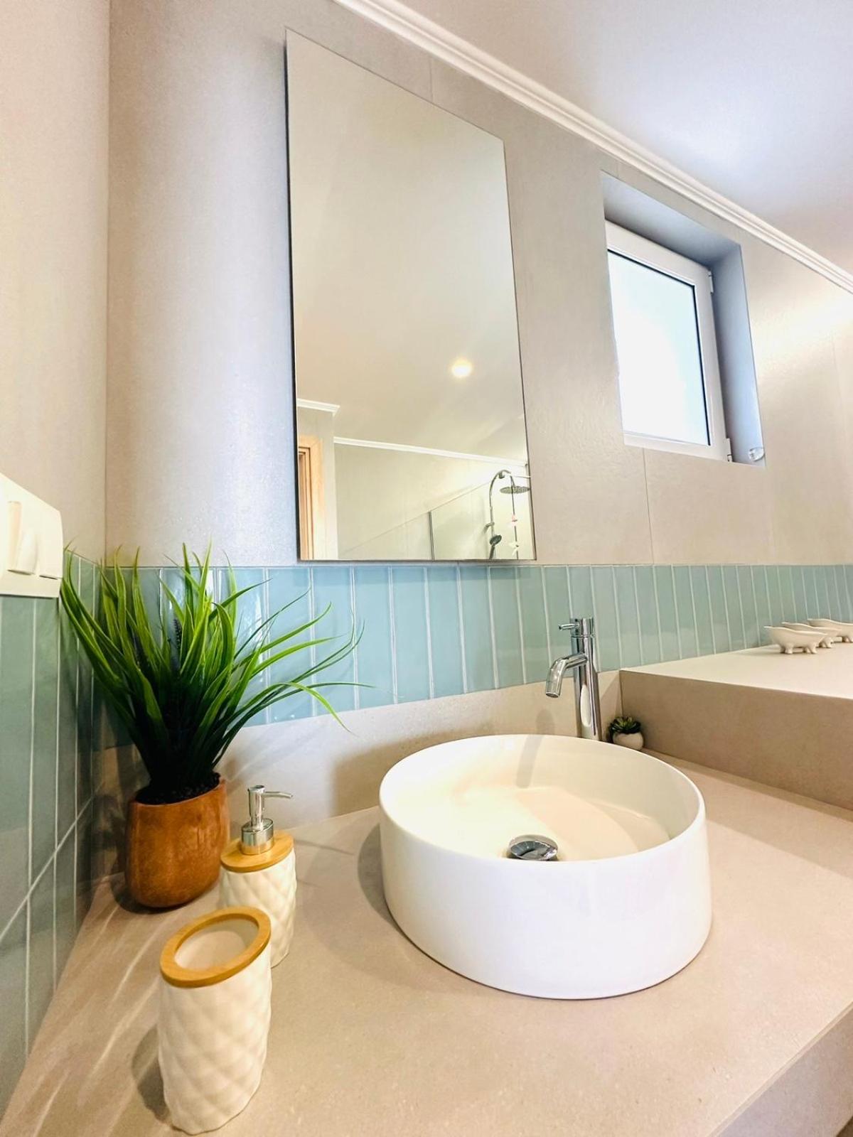 Cosy Apartment With Great Views Лонга Экстерьер фото