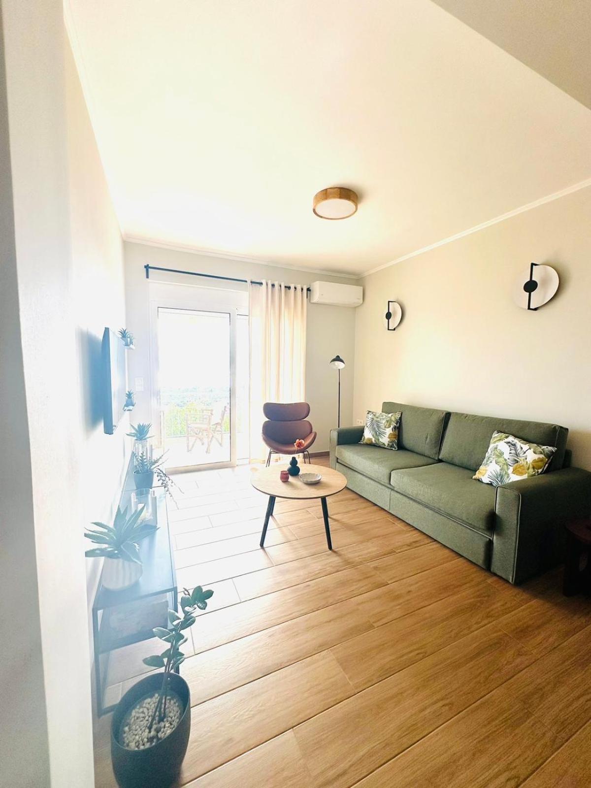 Cosy Apartment With Great Views Лонга Экстерьер фото