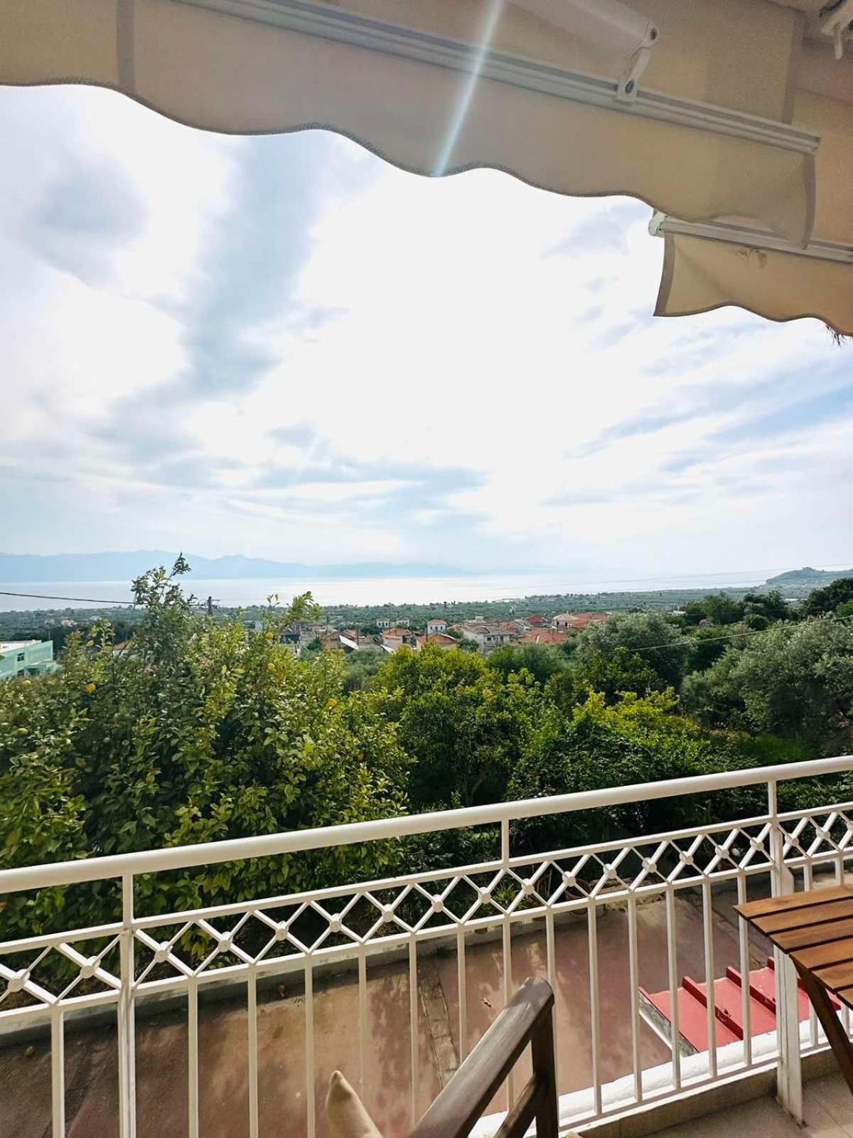 Cosy Apartment With Great Views Лонга Экстерьер фото