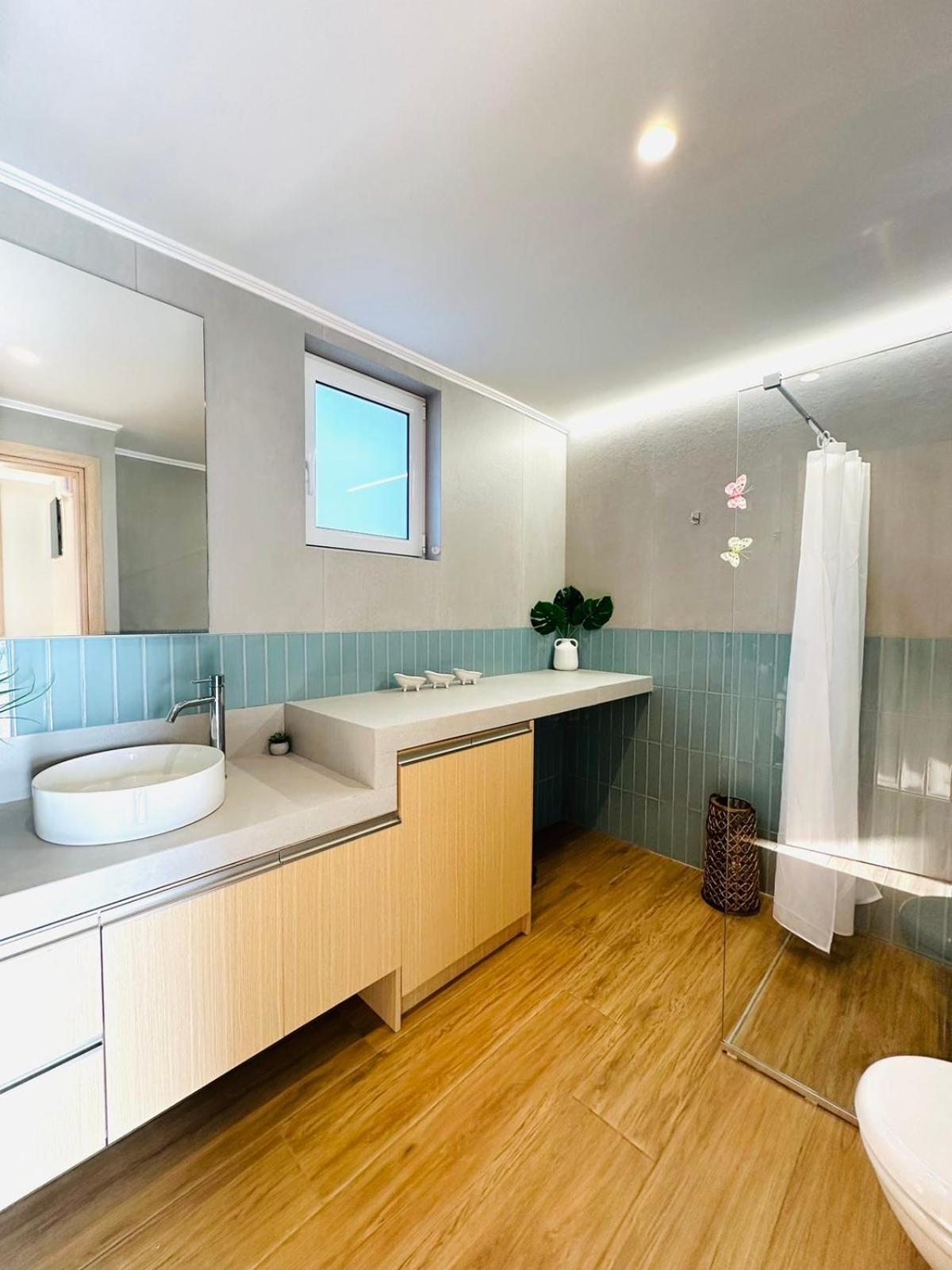 Cosy Apartment With Great Views Лонга Экстерьер фото